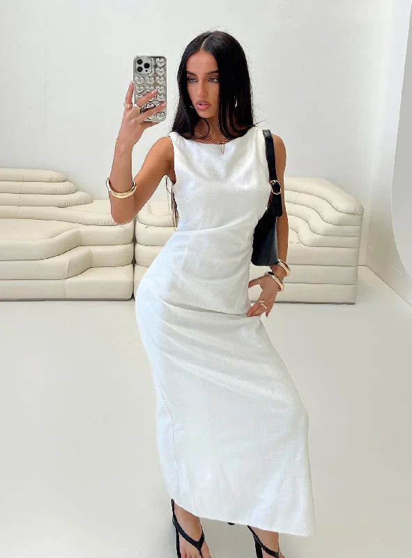 Mocca Maxi Dress White Chic Boho Print Maxi Dress