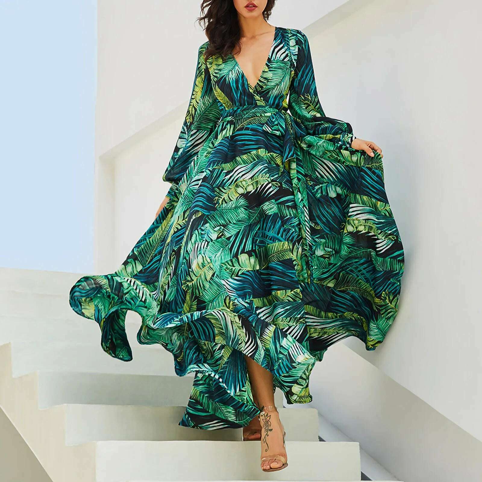 Women'S Temperament V-Neck Backless Dresses Summer Boho Green Leaf Print Maxi Dress For Beach Elegant Pleated Sundress Vestidos Trendy V-Neck Maxi Dress