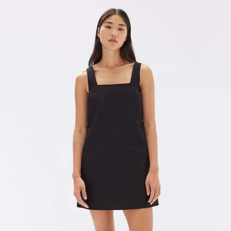 ALBA CREPE MINI DRESS | BLACK Cozy A-Line Mini Dress