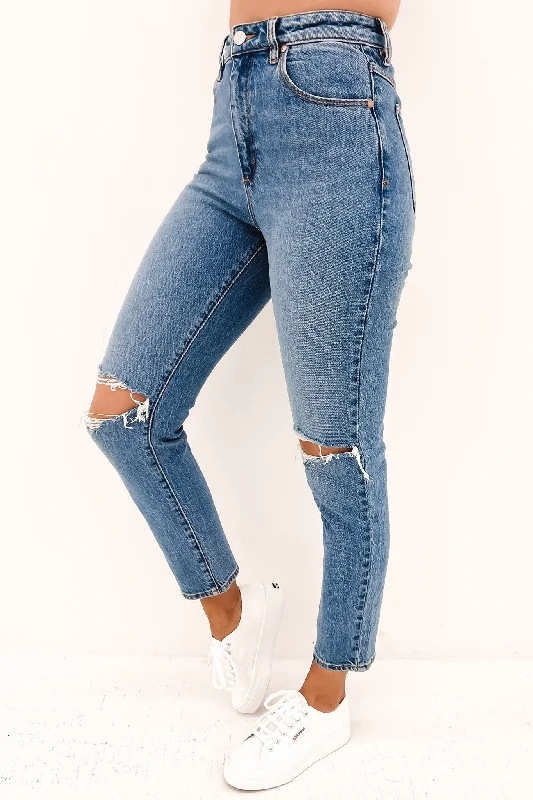 A 94 High Slim Jean Erin Rip RCY Elegant Bootcut Fit Jeans